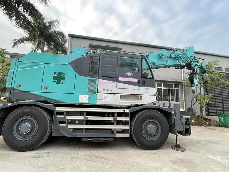 Bàn giao xe cẩu 4