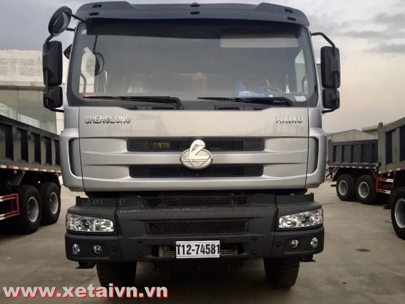 Nội thất cabin M51 xe ben Chenglong 3 chân