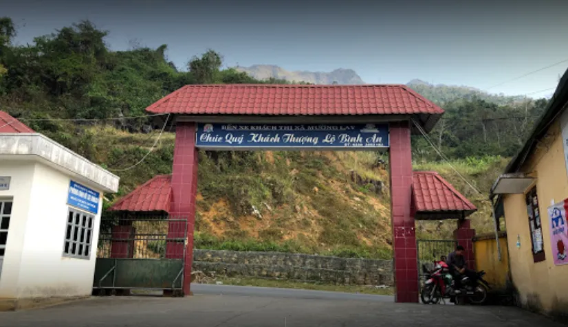 Bến xe khách Mường Lay