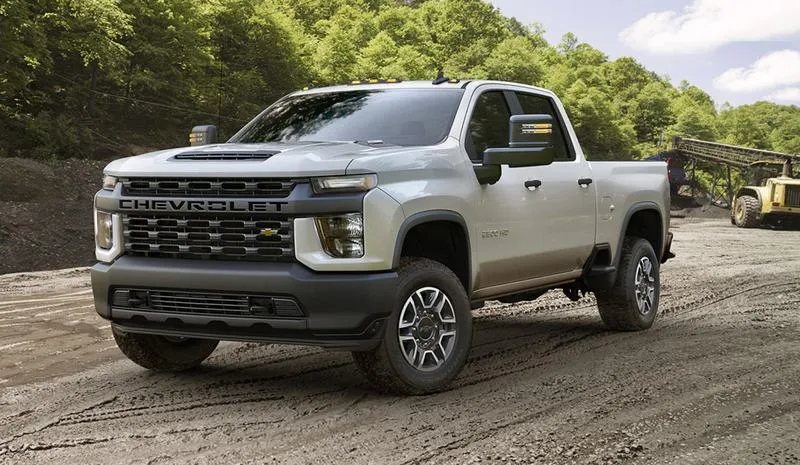 Phân loại các loại xe bán tải theo kích thước: cỡ trung và cỡ lớn.