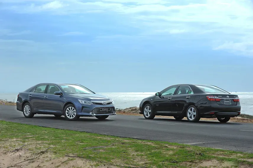 Nội thất đơn giản, tập trung vào tính thực dụng và độ bền bỉ là đặc điểm chung của các mẫu xe bán tải Mazda cũ.