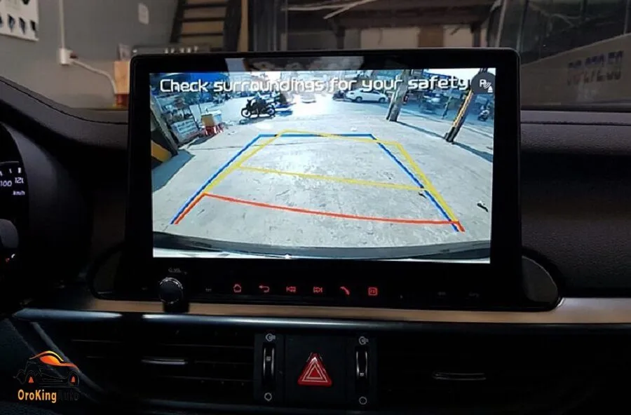 Các vạch trên camera lùi ô tô