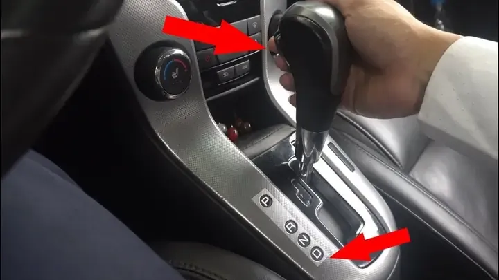 Minh họa các bước dừng xe ô tô số tự động chuẩn kỹ thuật