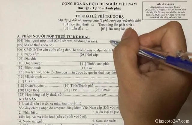 Cach ghi to khai le phi truoc ba o to xe may 2 - Hướng dẫn điền thông tin chi tiết trong tờ khai lệ phí trước bạ ô tô
