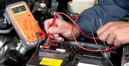 Kiểm tra máy phát điện ô tô bằng mắt thường