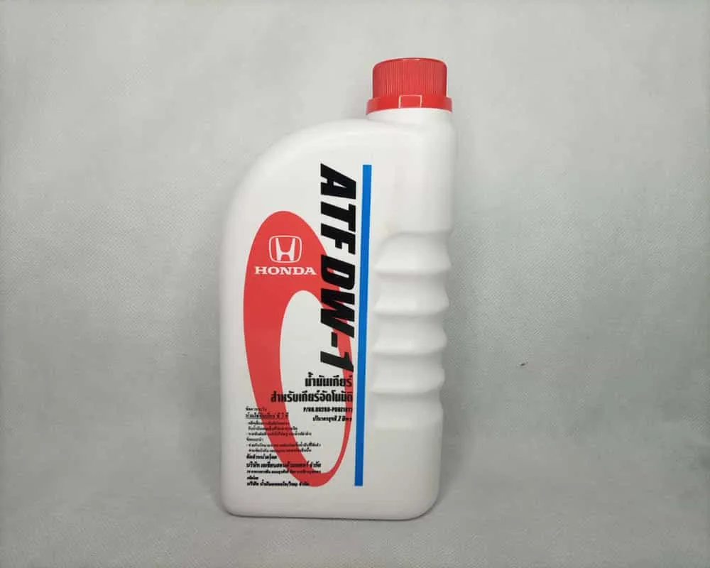 Sử dụng loại dầu nhớt chất lượng để bảo vệ động cơ tốt hơn (Ảnh: Sưu tầm internet)