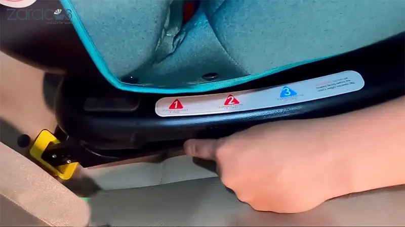 Cách lắp ghế ngồi xe ô tô cho bé dùng chốt ISOFIX an toàn