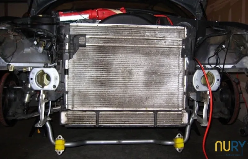 Dàn nóng hỗ trợ cho hệ thống điều hoà hoạt động ổn định