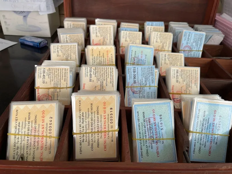 Cà vẹt xe ô tô - Bản tóm tắt pháp lý của chiếc xe