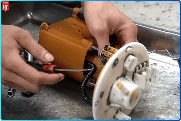 Chi Phí Thay Cốc Lọc Xăng Ô Tô