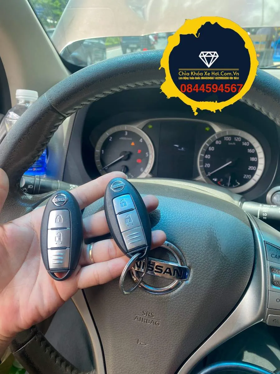 Dịch vụ làm chìa khóa xe bán tải Nissan Navara chuyên nghiệp