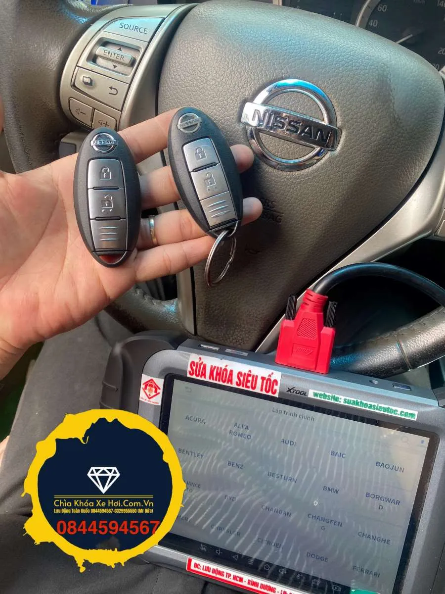 Chi tiết chìa khóa thông minh xe bán tải nissan navara