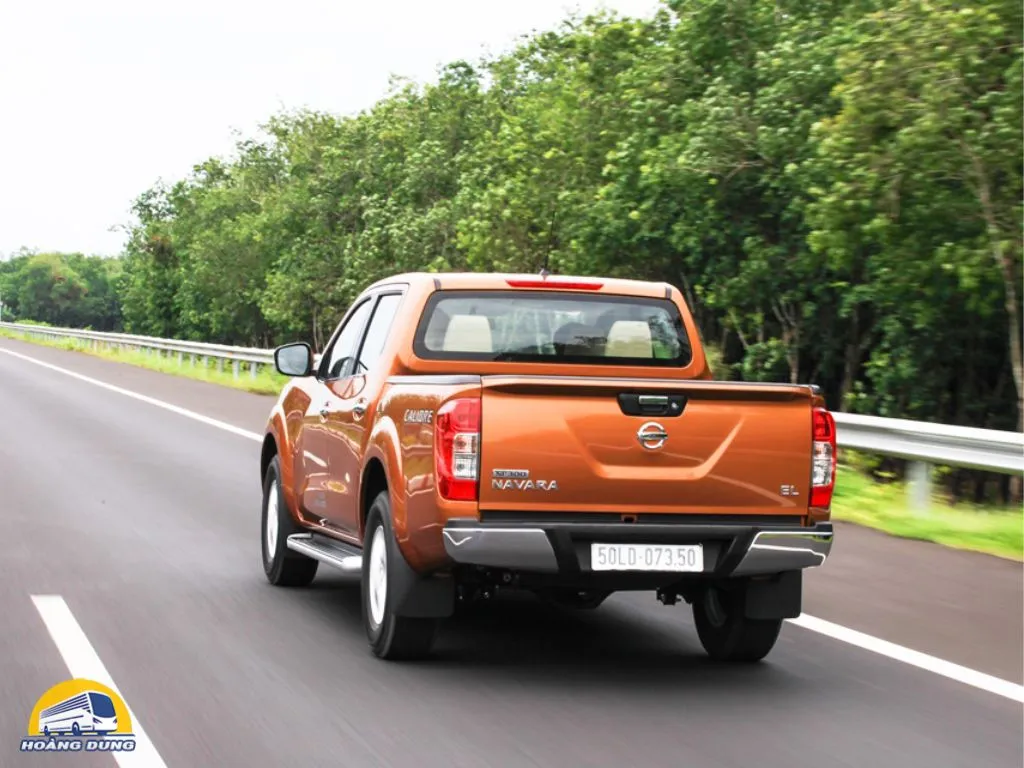 Dịch vụ thuê xe bán tải chở hàng TPHCM đa dạng mẫu mã và đời xe