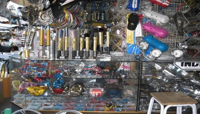 Tiệm linh kiện xe máy Minh Trí quận Tân Bình