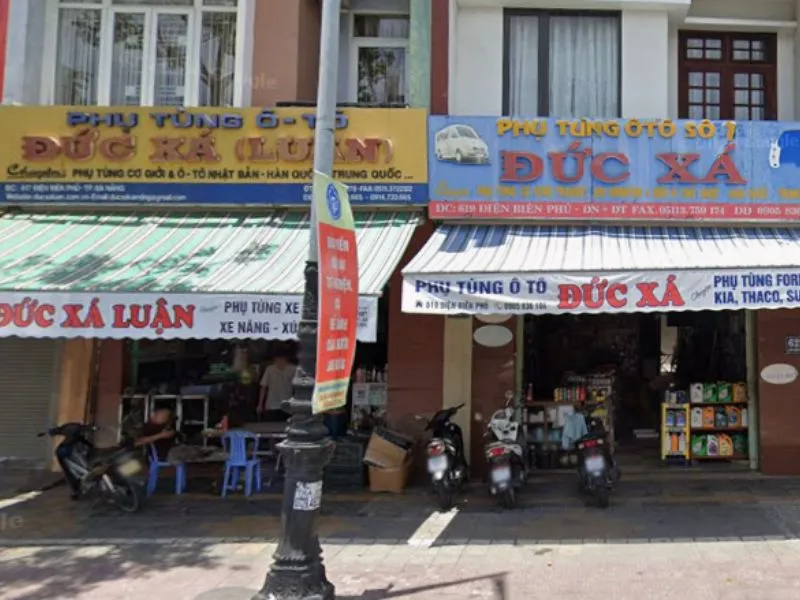Cửa hàng phụ tùng ô tô Đức Xá
