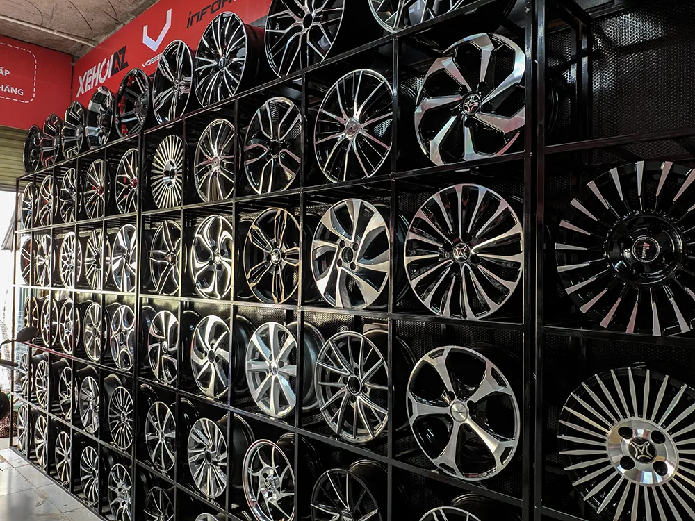 Xe Hơi AZ - địa chỉ cung cấp Lazang oto - Mâm đúc xe hơi uy tín!