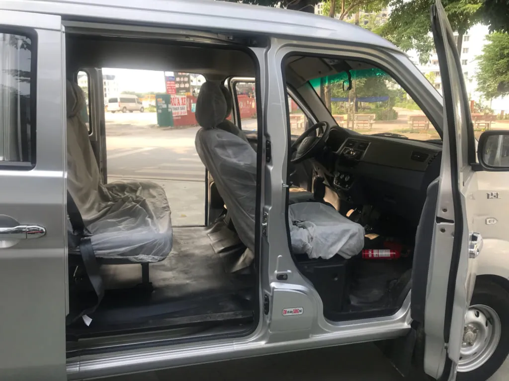 Hàng ghế thứ 2 của Dongben X30 V5 có thể gấp gọn tạo không gian chở hàng lớn