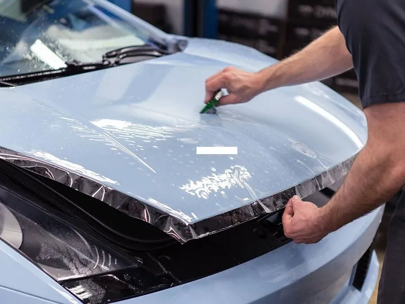 Chọn các màu trong suốt hoặc nilon không màu để trùng với màu sơn nguyên bản trong Giấy đăng ký xe