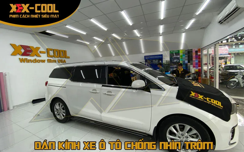 Dán kính xe ô tô chống nhìn trộm