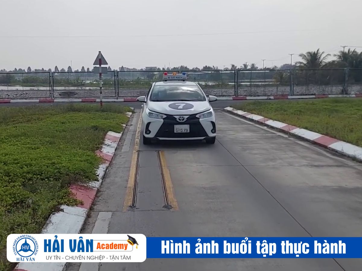 Học BẰNG LÁI Xe Ô Tô Tại NHA TRANG [ B, B1, B2 C… ] 