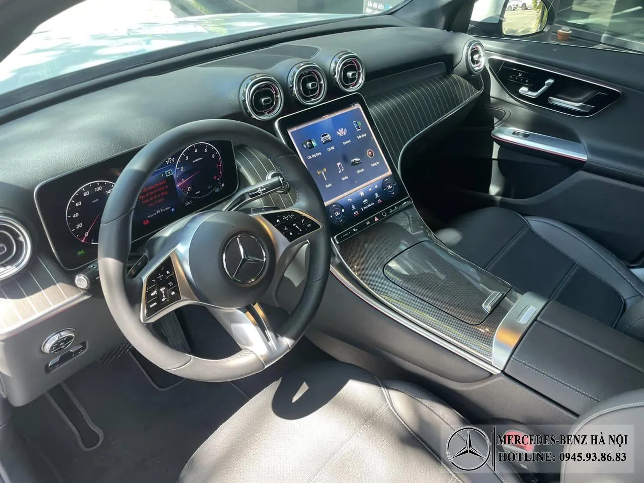 Vô lăng thiết kế mới với các phím điều khiển cảm ứng hiện đại