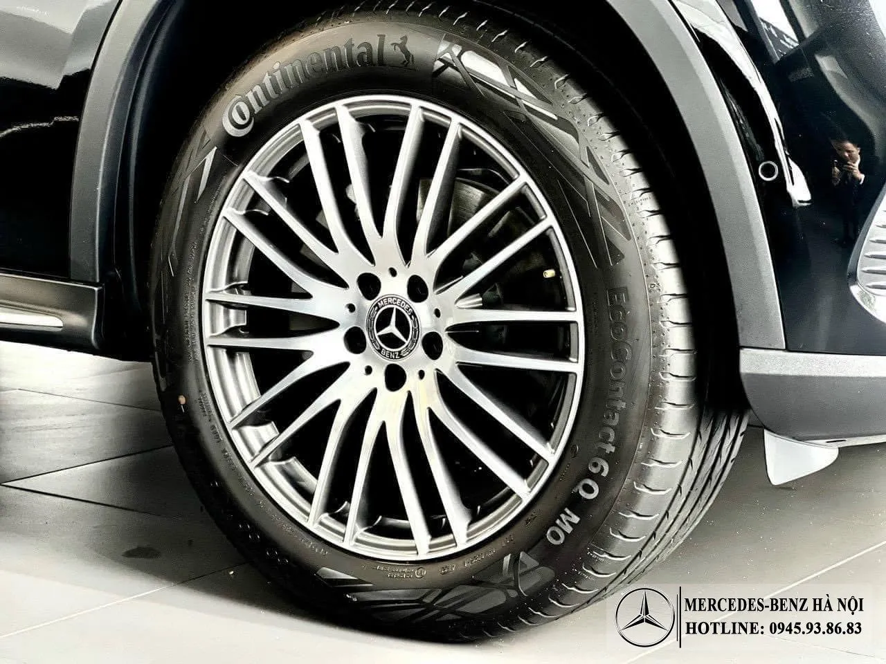 Vành xe Mercedes GLC 200 4Matic thiết kế 10 chấu kép sang trọng