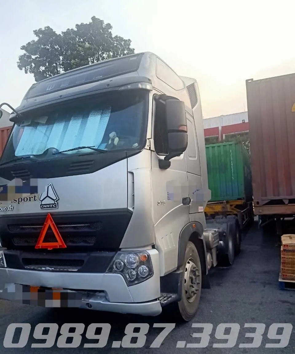 xe đầu kéo howo A7 cũ