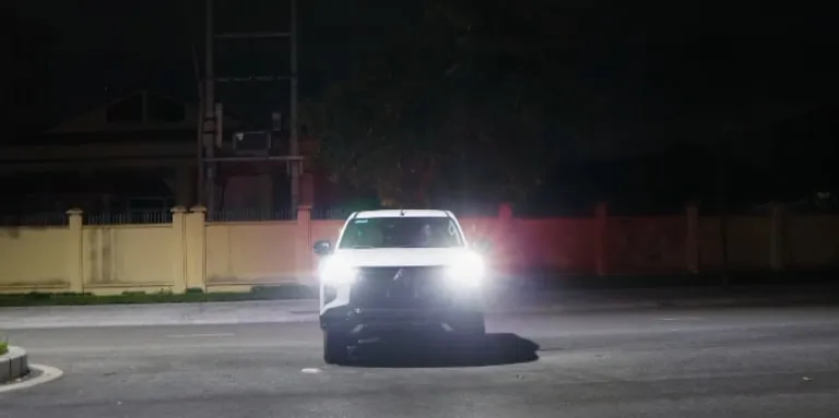 Đèn phá sương giúp đảm bảo an toàn cho tài xế khi lái xe trong sương mù hoặc trời mưa