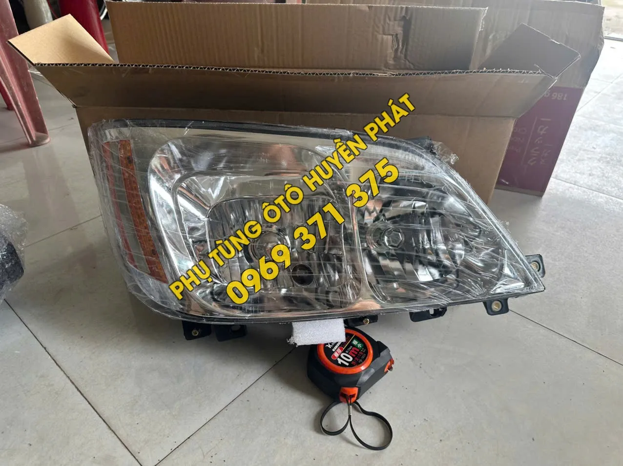 Đèn pha xe Thaco Trường Hải dài 65cm chất lượng cao