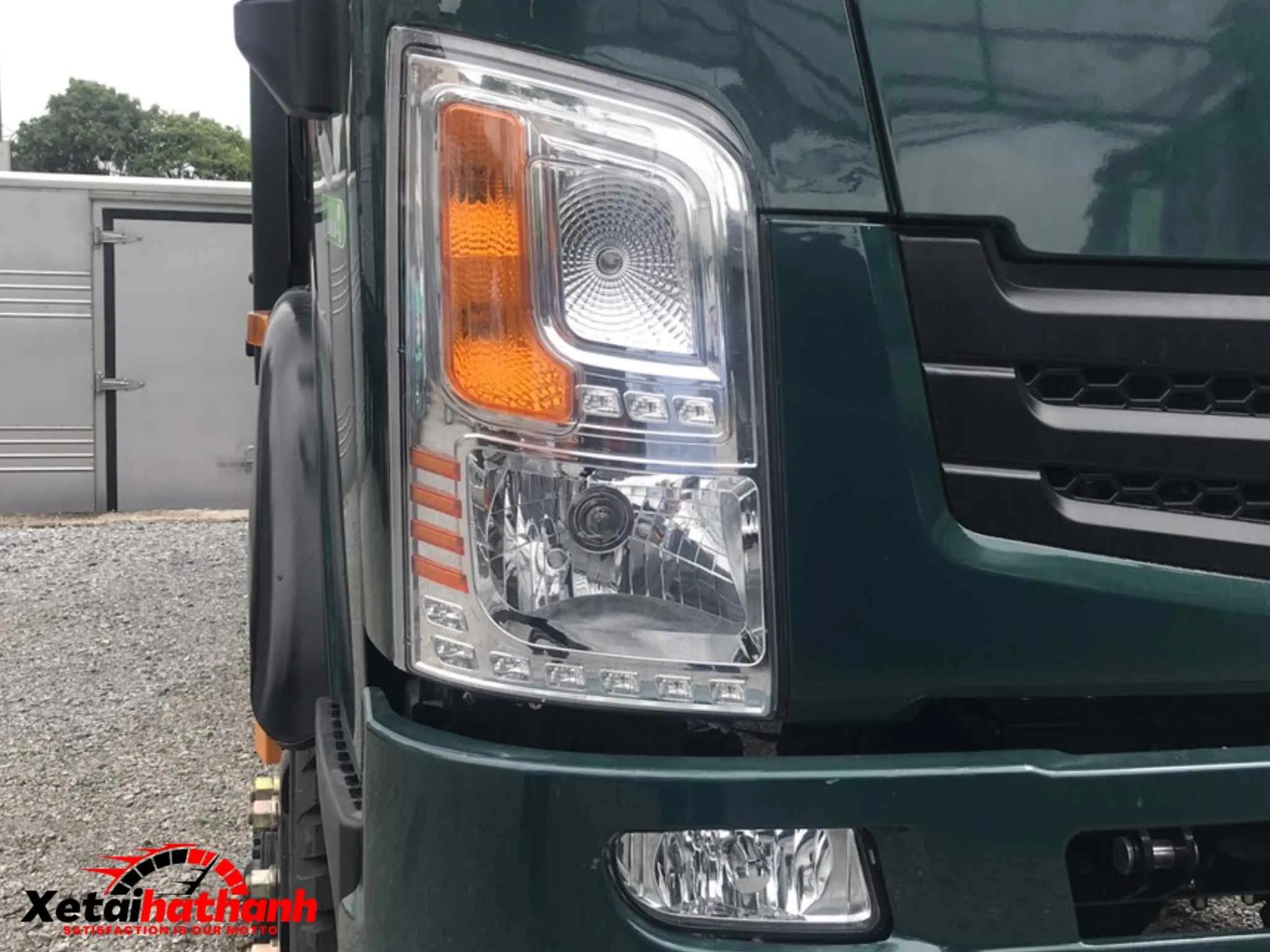 Cụm đèn chiếu sáng và đèn sương mù của xe ben TMT 8 tấn 2 cầu