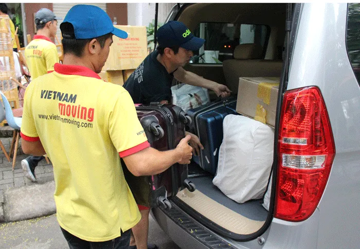 Hình ảnh đội xe bán tải cho thuê đời mới tại TPHCM của Vietnam Moving