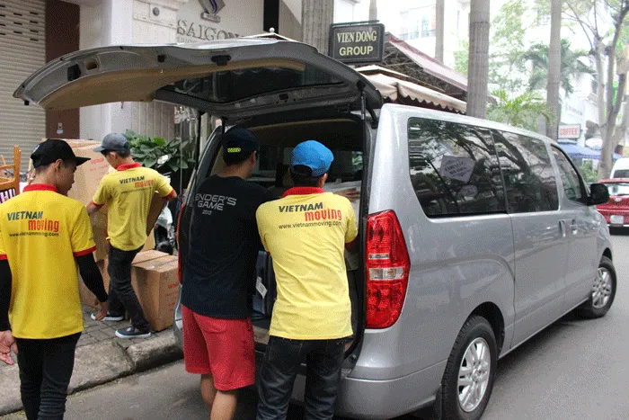 Dịch vụ cho thuê xe bán tải TPHCM vận chuyển hàng hóa chuyên nghiệp