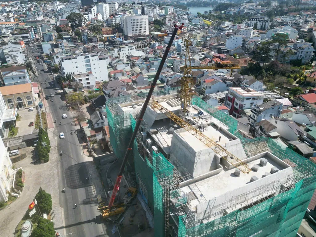 dich vu cho thue xe cau mang lai nhieu loi ich cho doanh nghiep