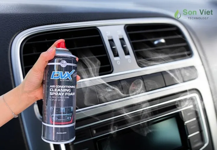 Bọt xịt vệ sinh điều hòa ô tô Divortex giúp xử lý điều hòa ô tô lúc mát lúc không hiệu quả
