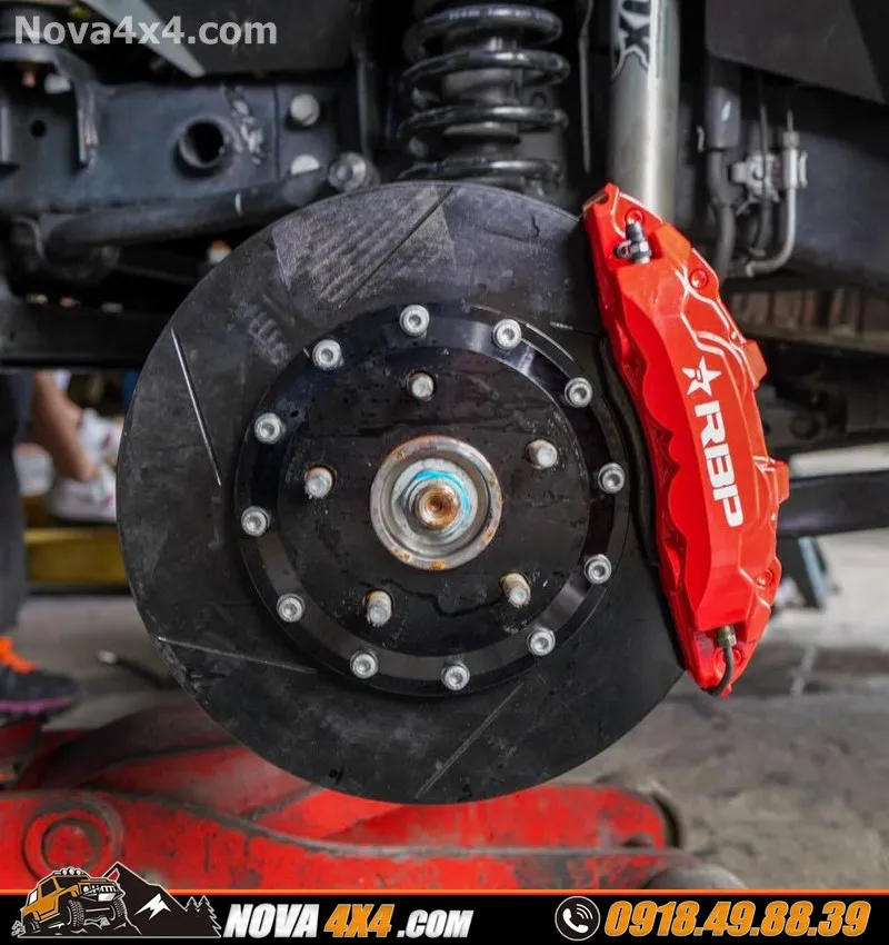 Gắn mâm lốp Discoverer Offroad lên xe bán tải Triton 2019