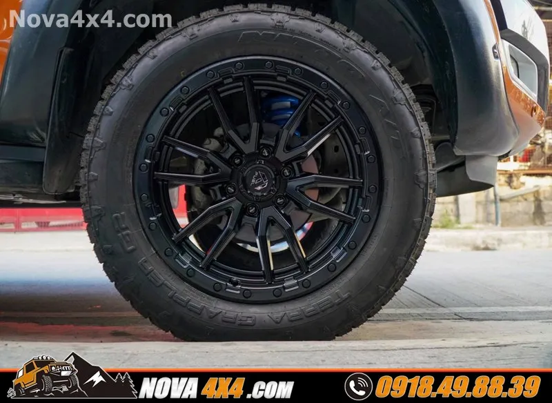 Độ mâm lốp Discoverer Offroad lên xe bán tải Mitsubishi Triton 2018 2019 2020
