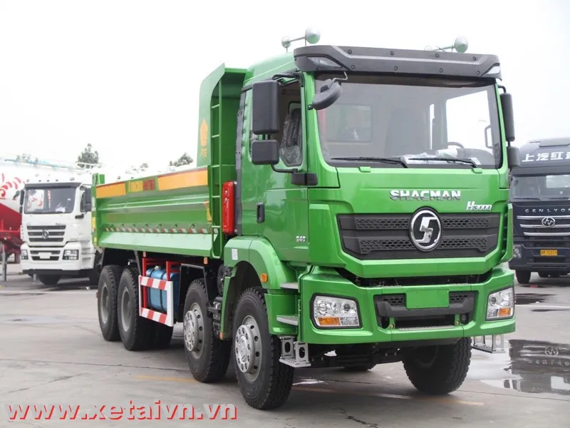 Động cơ Weichai 340 mã lực mạnh mẽ trên xe ben Shacman 4 chân