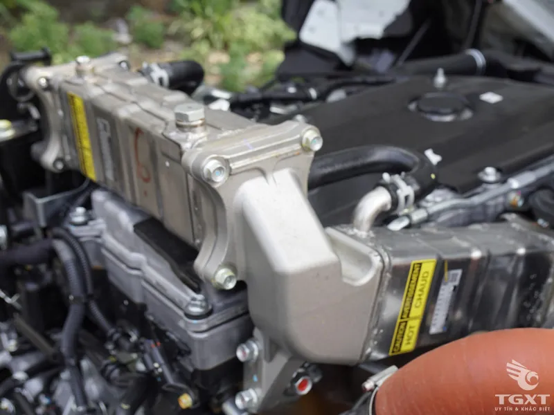 dong-co-xe-tai-isuzu-NQR75E4-chassis-h1