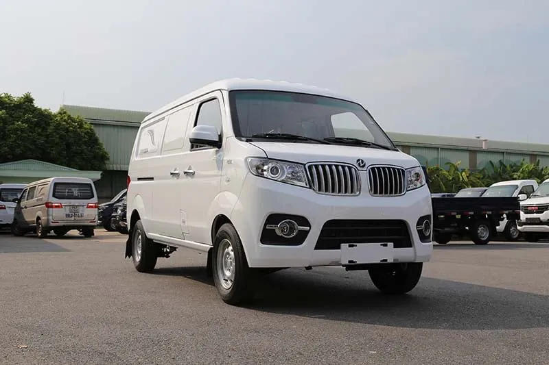 Cửa lùa hai bên tiện lợi của dòng xe tải van Dongben 2 chỗ