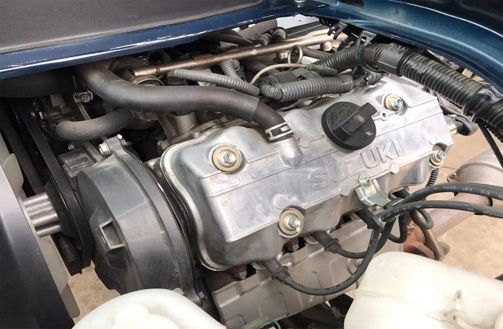 Động cơ Suzuki F10A 970cc trên xe tải van