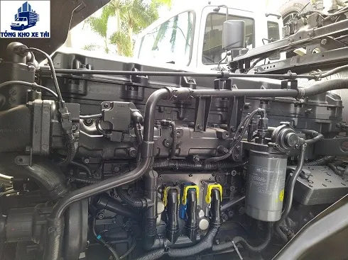 động cơ đầu kéo hyundai Xcient