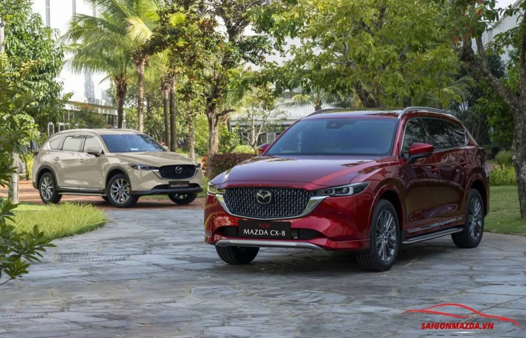 ngoại thất mazda cx8 signature