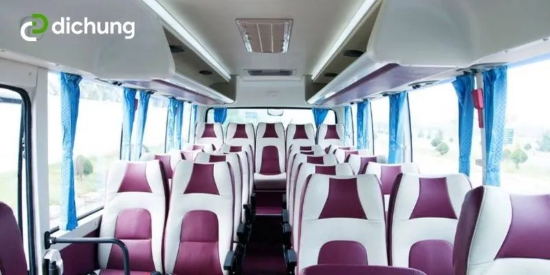 Xe khách tại bến Giáp Bát