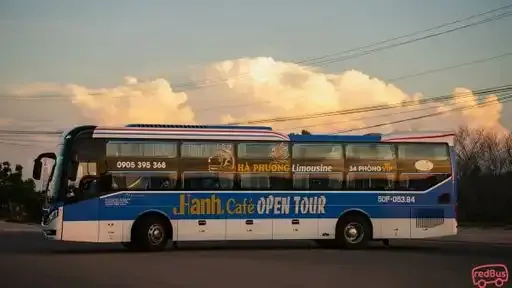 Hạnh Cafe Bus Front Image