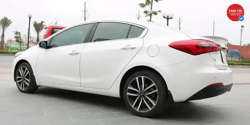 Xe Tự Lái Hiện Đại Với Giá Cả Phải Chăng Tại Taxi Tải Giá Rẻ