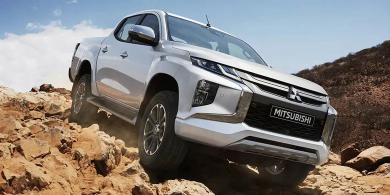 Mitsubishi Triton với khả năng offroad mạnh mẽ