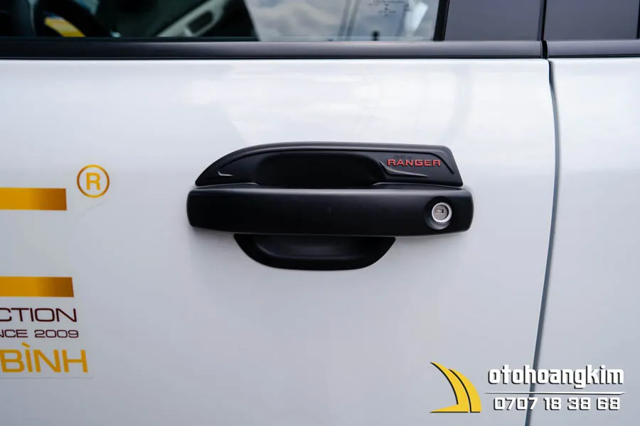 Chén cửa tay cửa Ranger nhựa đen cao cấp