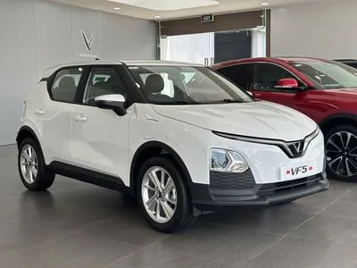 Xe điện VinFast VF 5 Trắng mới