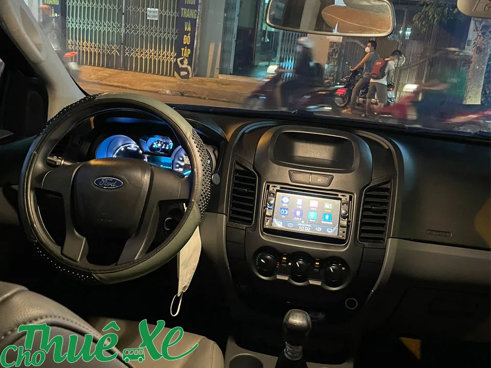 Gương chiếu hậu của xe Ford Ranger