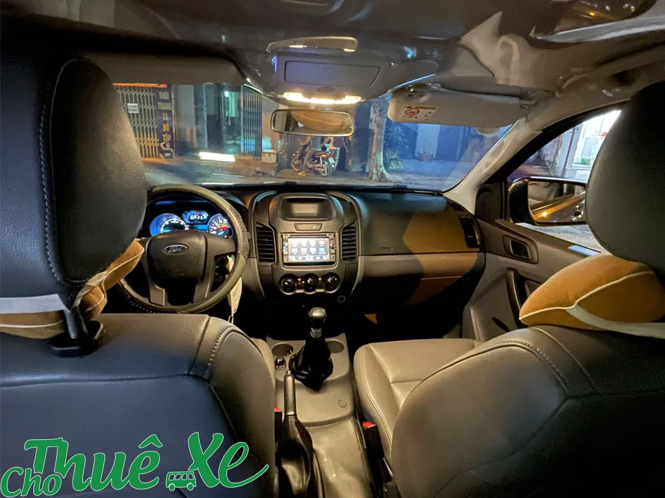 Chi tiết đầu xe Ford Ranger, sẵn sàng cho dịch vụ cho thuê xe bán tải tự lái